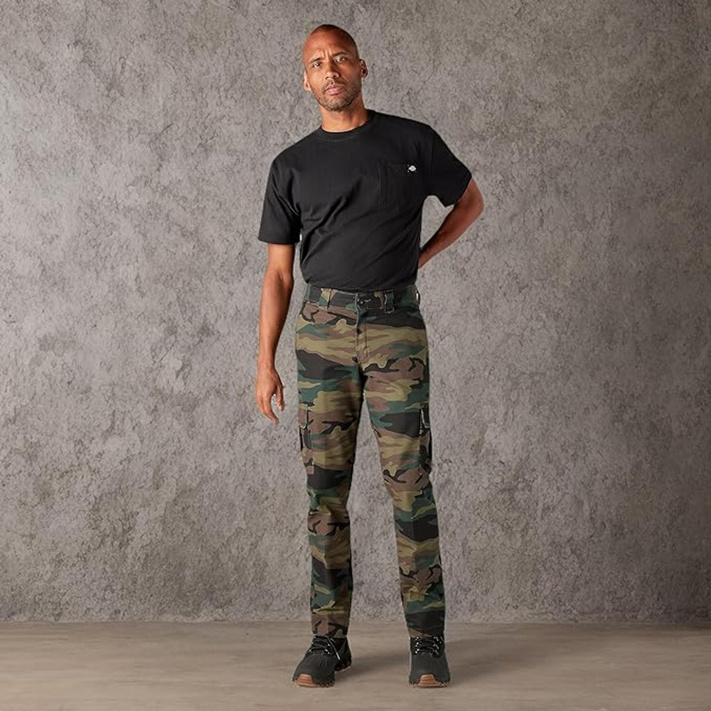 Dickies Men's Slim Fit Straight Leg Cargo Pants, Hunter Green Camo, 34W x 34L - Picture 5 of 12